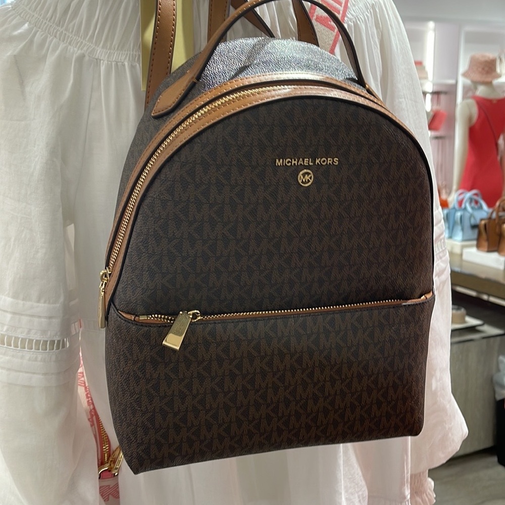 Michael Kors Womens Valerie Medium Logo Backpack 30F2G9VB2B Brown 
NWT